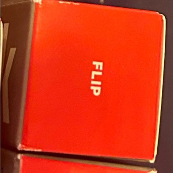🌷2/$30 Milk Makeup FLIP (True red) Lip + Cheek Cream Color New Full Size - Picture 13 of 13
